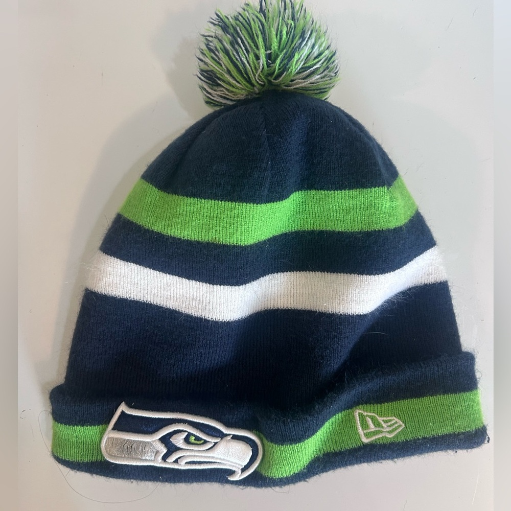 Seattle Seahawks NFL New Era Knit Beanie Hat Green Navy White Logo
